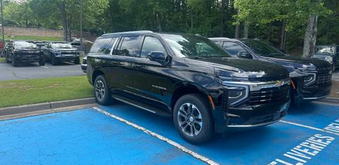 Chevrolet Suburban 2025