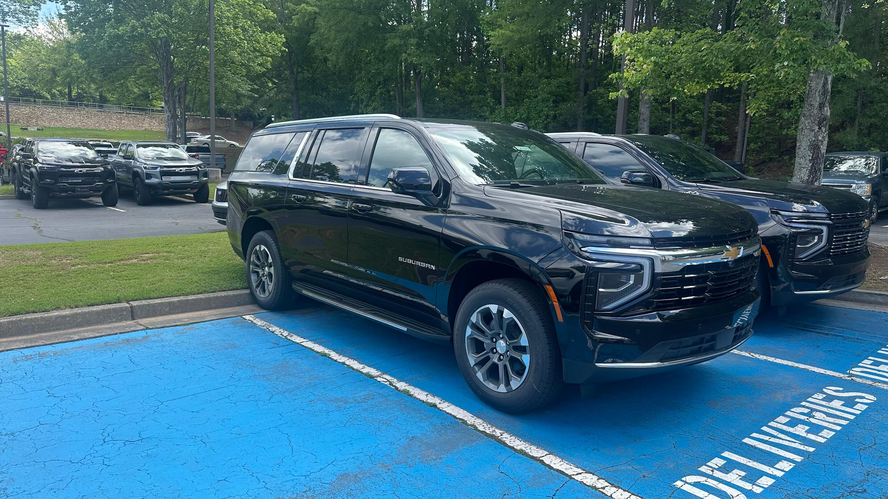 Chevrolet Suburban 2025 in 