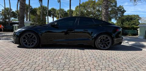 Tesla Model S 2021