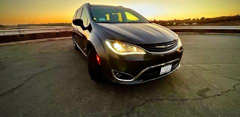Chrysler Pacifica 2019