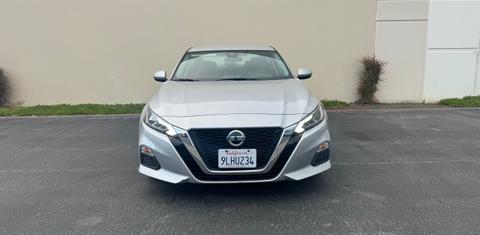 Nissan Altima 2021