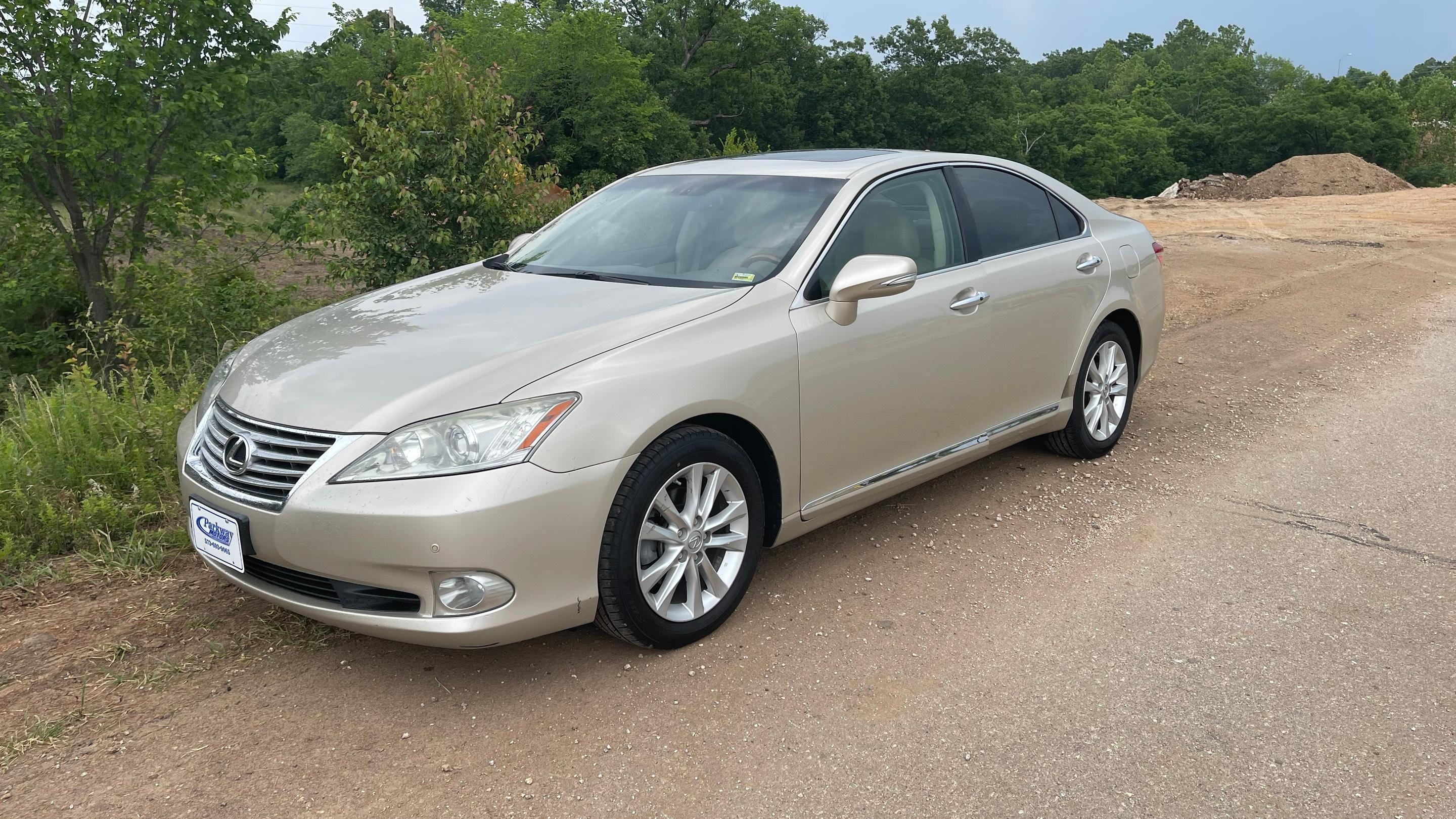 Lexus ES 2011 in Camdenton, MO