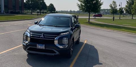 Mitsubishi Outlander 2025