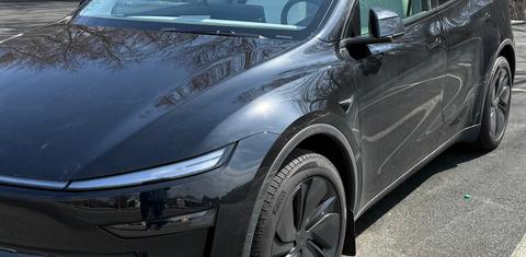 Tesla Model Y 2026