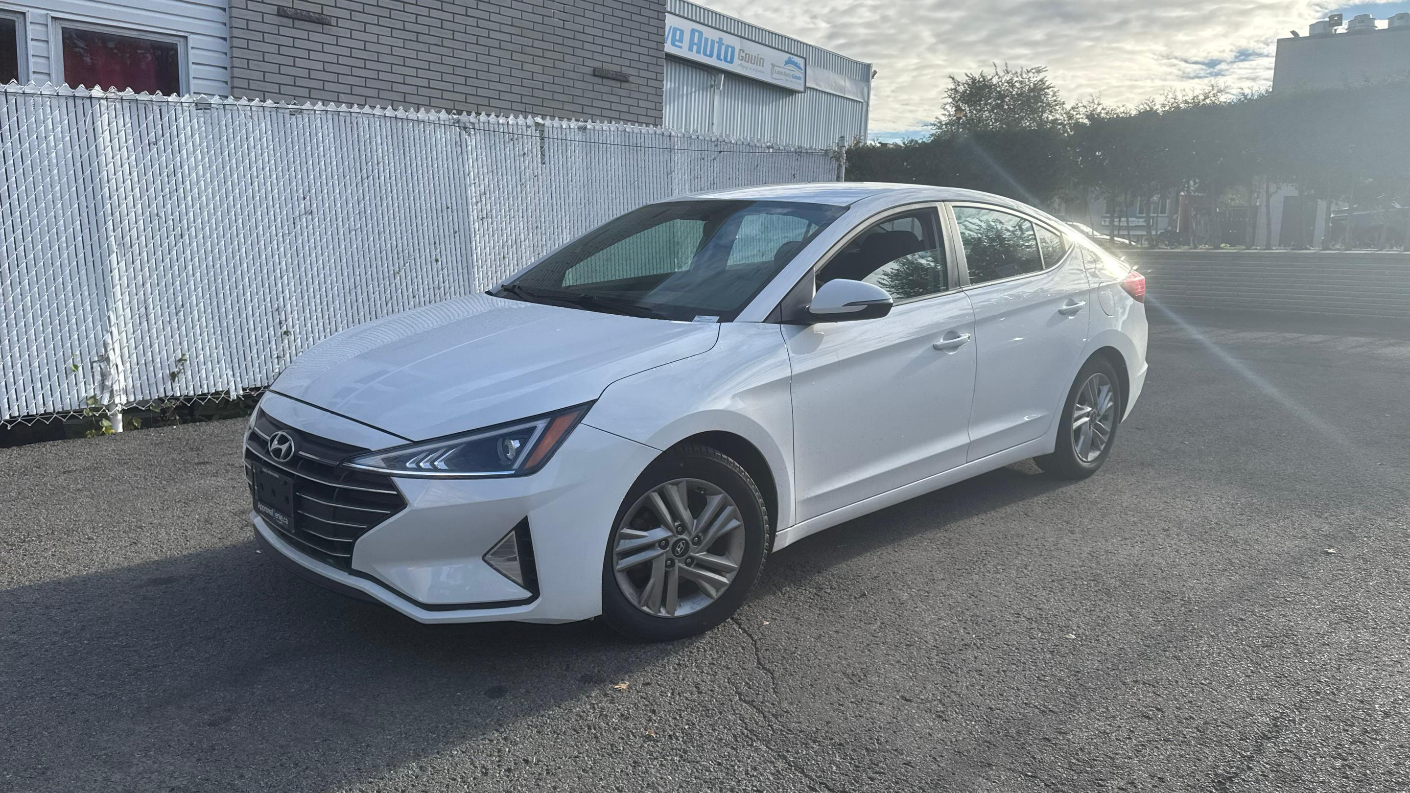 Hyundai Elantra 2020 à 