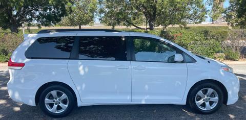 Toyota Sienna 2014
