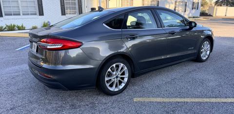 Ford Fusion Hybrid 2019