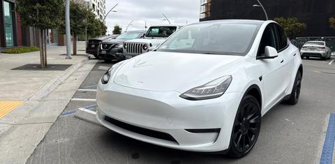 Tesla Model Y 2023