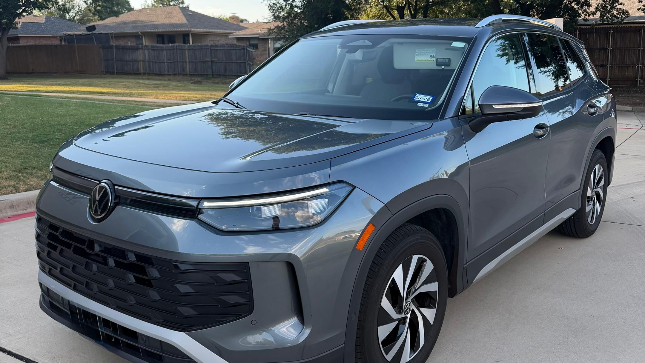 Volkswagen Tiguan 2025 in Watauga, TX