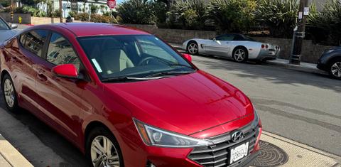 Hyundai Elantra 2019