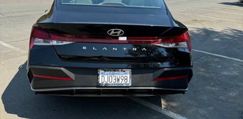 Hyundai Elantra 2024