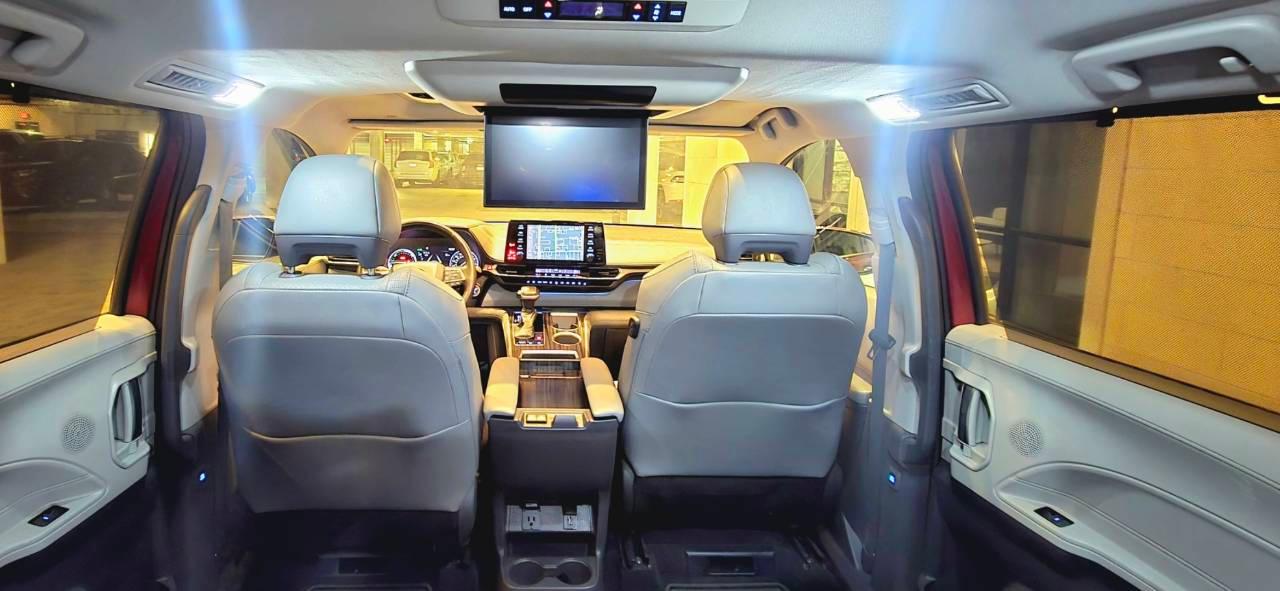 Toyota Sienna 2021 in Houston, TX