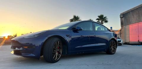 Tesla Model 3 2023