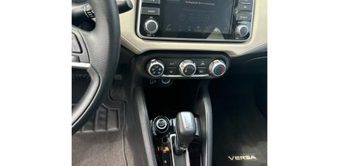 Nissan Versa 2021