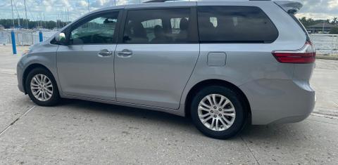 Toyota Sienna 2017