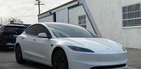 Tesla Model 3 2024