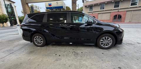 Toyota Sienna 2025