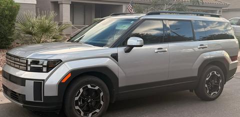 Hyundai Santa Fe 2025