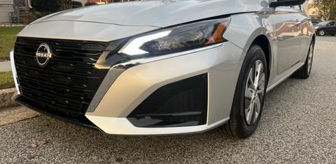 Nissan Altima 2024