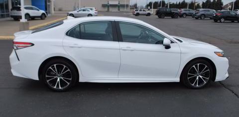 Toyota Camry 2019