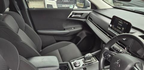 Mitsubishi OUTLANDER 2023