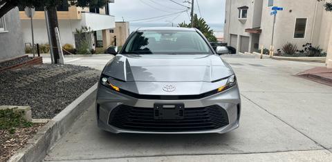 Toyota Camry Hybrid 2025