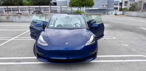 Tesla Model 3 2022