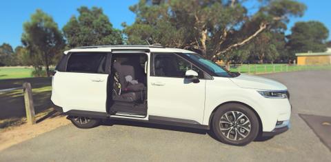 Kia CARNIVAL 2023