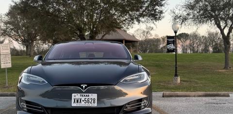 Tesla Model S 2020