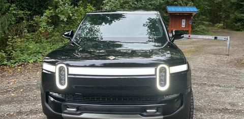 Rivian R1S 2023