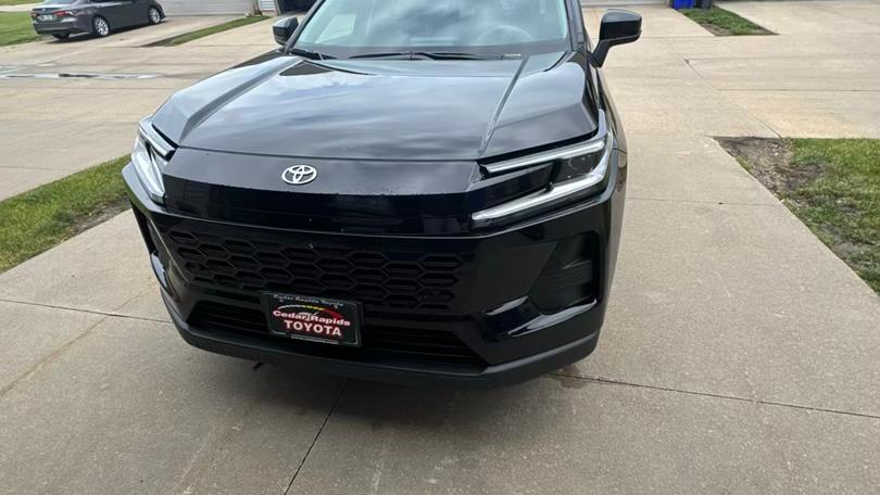 Toyota RAV4 Hybrid 2026 in Cedar Rapids, IA