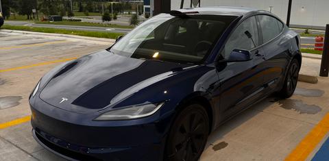 Tesla Model 3 2025