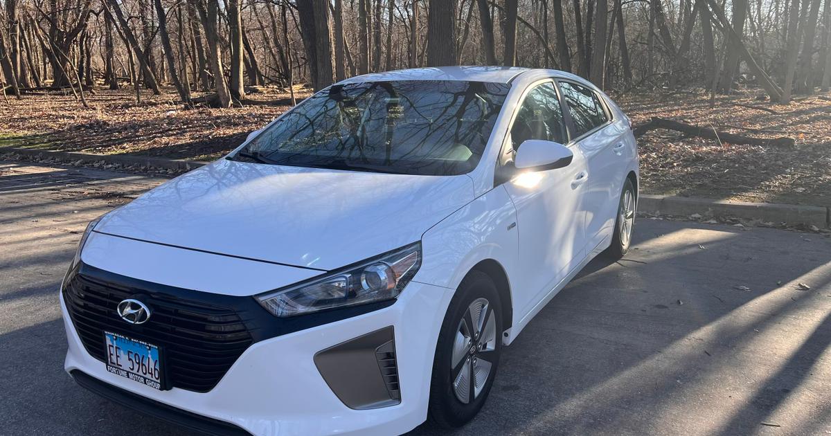 Hyundai Ioniq Hybrid 2019 rental in Chicago, IL by J & J O HARE RENTALS