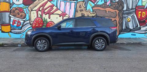 Nissan Pathfinder 2025