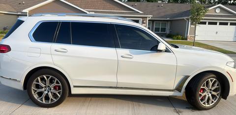 BMW X7 2021
