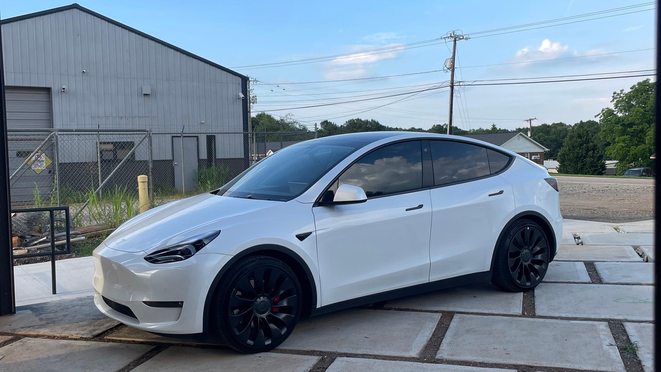 Tesla Model Y 2022 in Spartanburg, SC