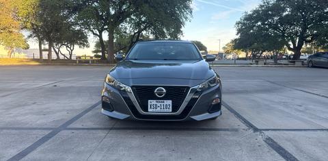 Nissan Altima 2020