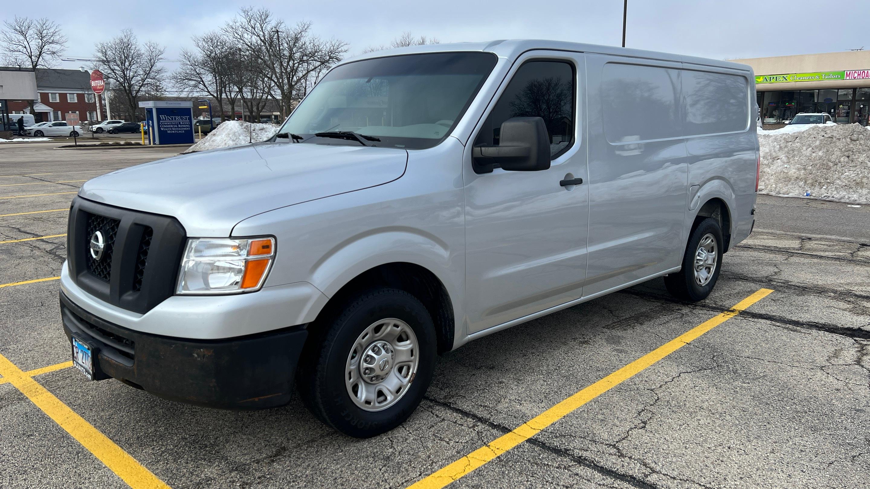 Nissan NV1500 Cargo 2014 in Elgin, IL
