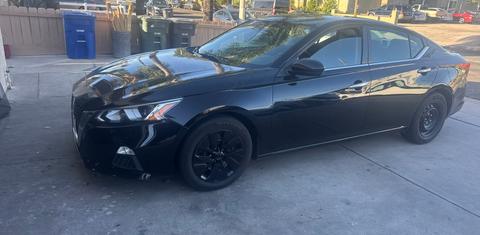 Nissan Altima 2020