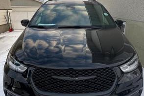 Chrysler Pacifica car