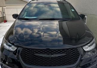 Chrysler Pacifica car
