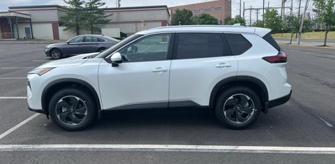 Nissan Rogue 2024