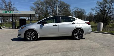 Nissan Versa 2024