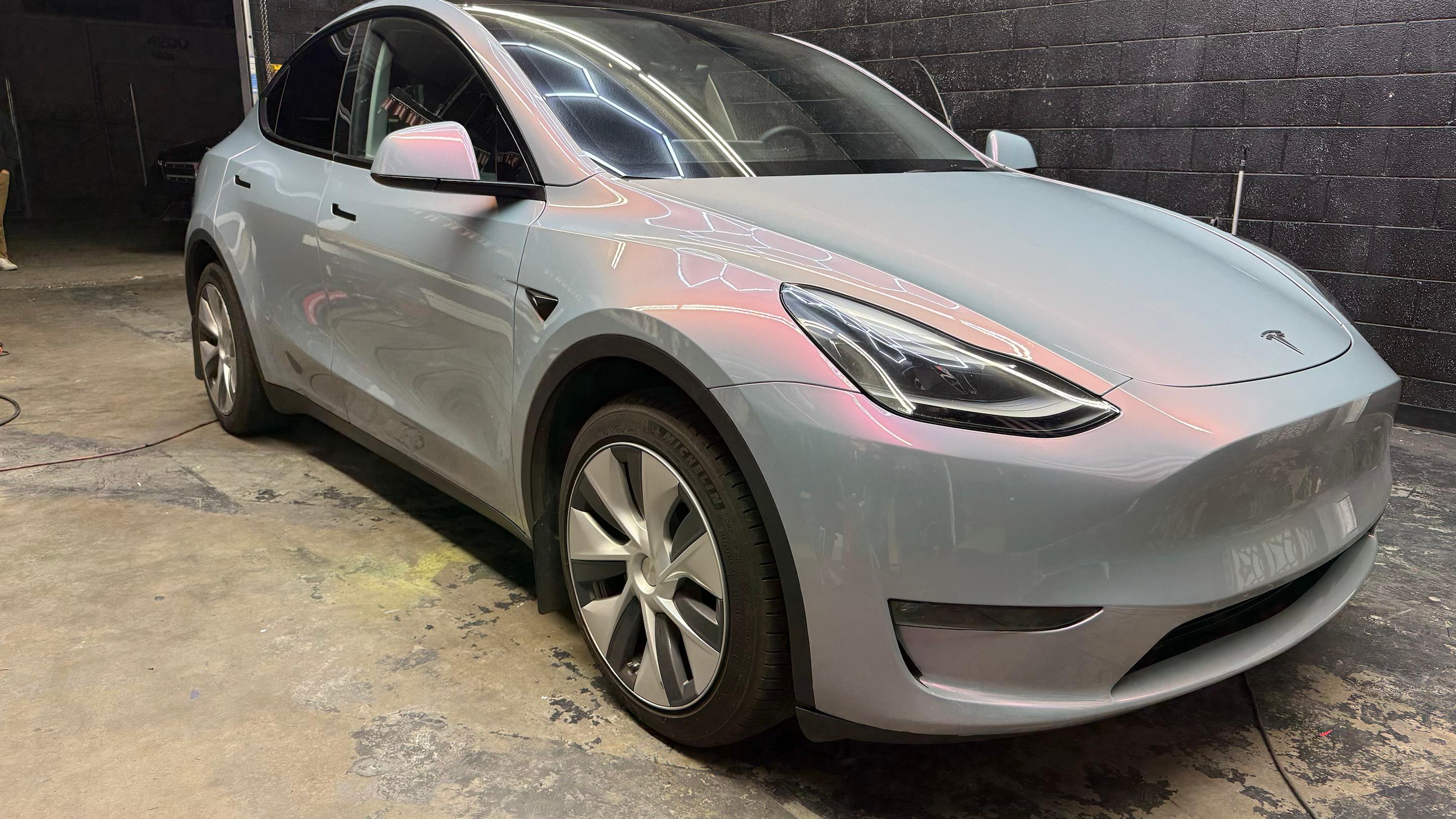 Tesla Model Y 2023 — Options de location de voitures exotiques à Las Vegas, NV