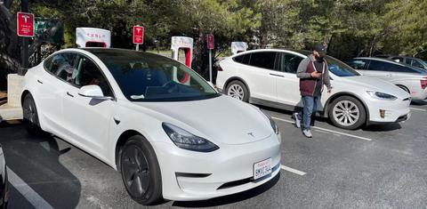Tesla Model 3 2020