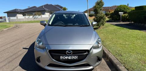 Mazda MAZDA2 2015