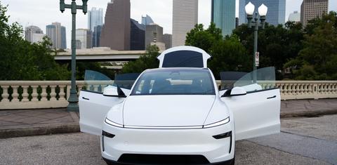 Tesla Model Y 2026