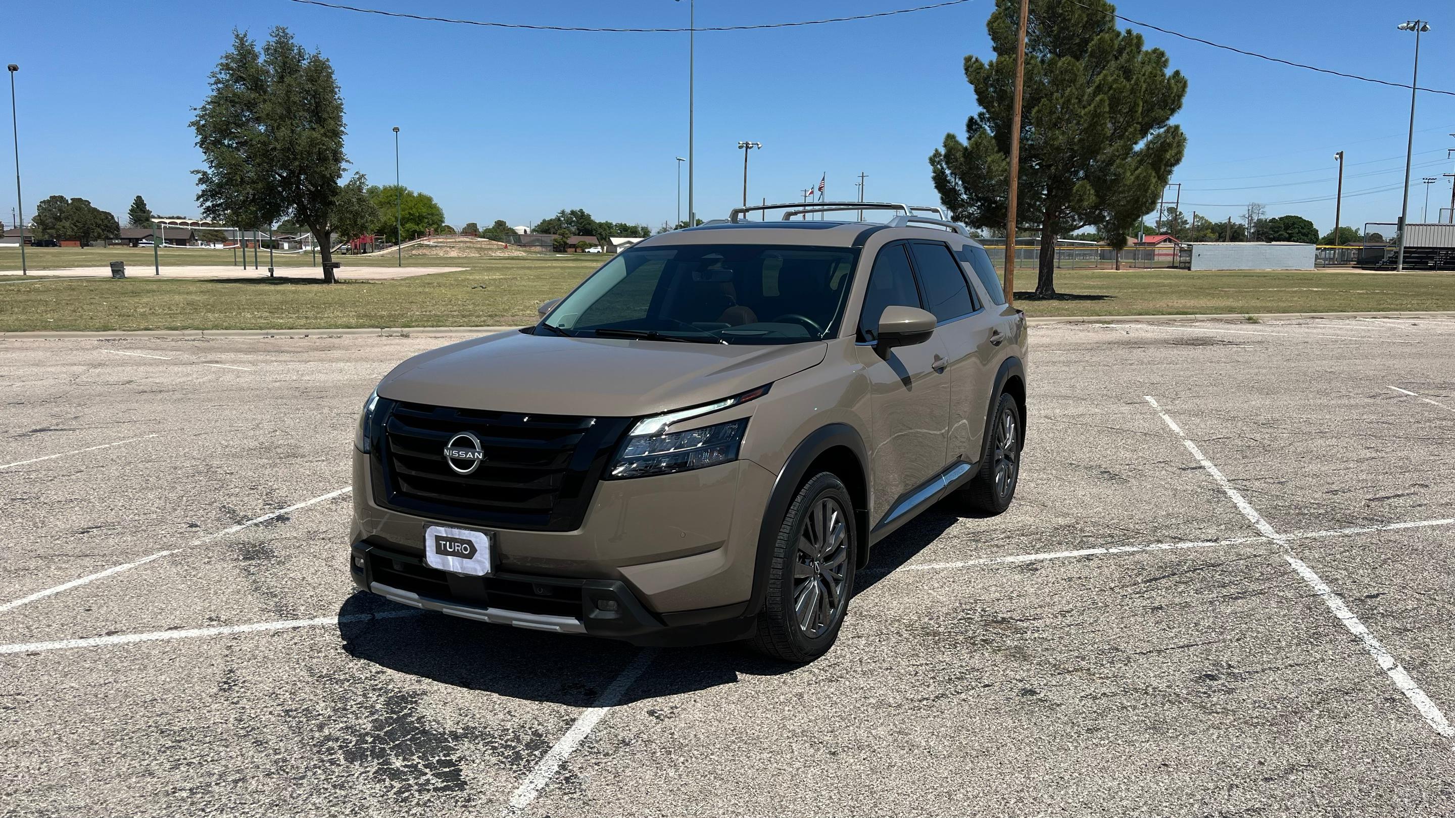 Nissan Pathfinder 2025 in Odessa, TX