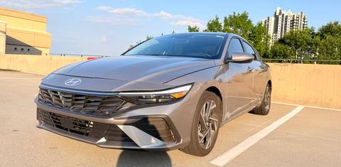 Hyundai Elantra 2025
