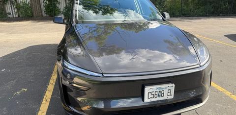 Tesla Model Y 2026